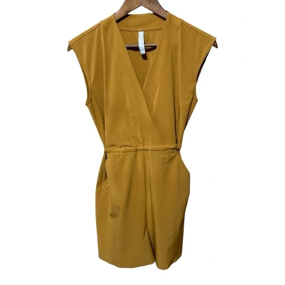EUC - Athleta Marlow Romper - size XXS - Tuscan Gold